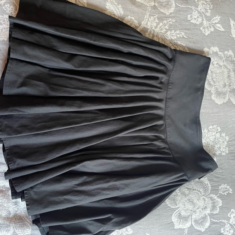 Y3 Pleated Black Skirt by Yoji Yamamoto, size Small.